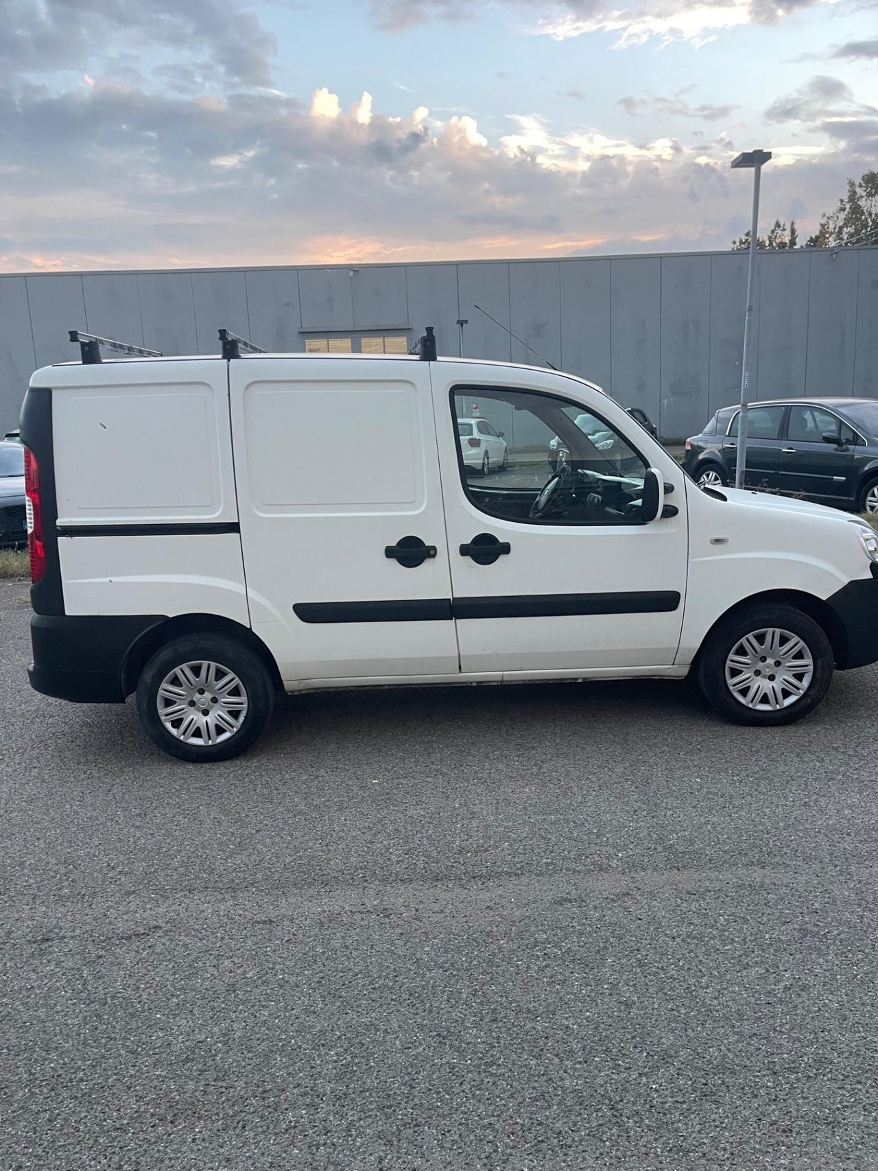 Fiat Doblo Doblò 1.6 16V Nat.Pow. PC-TN Cargo Lami.