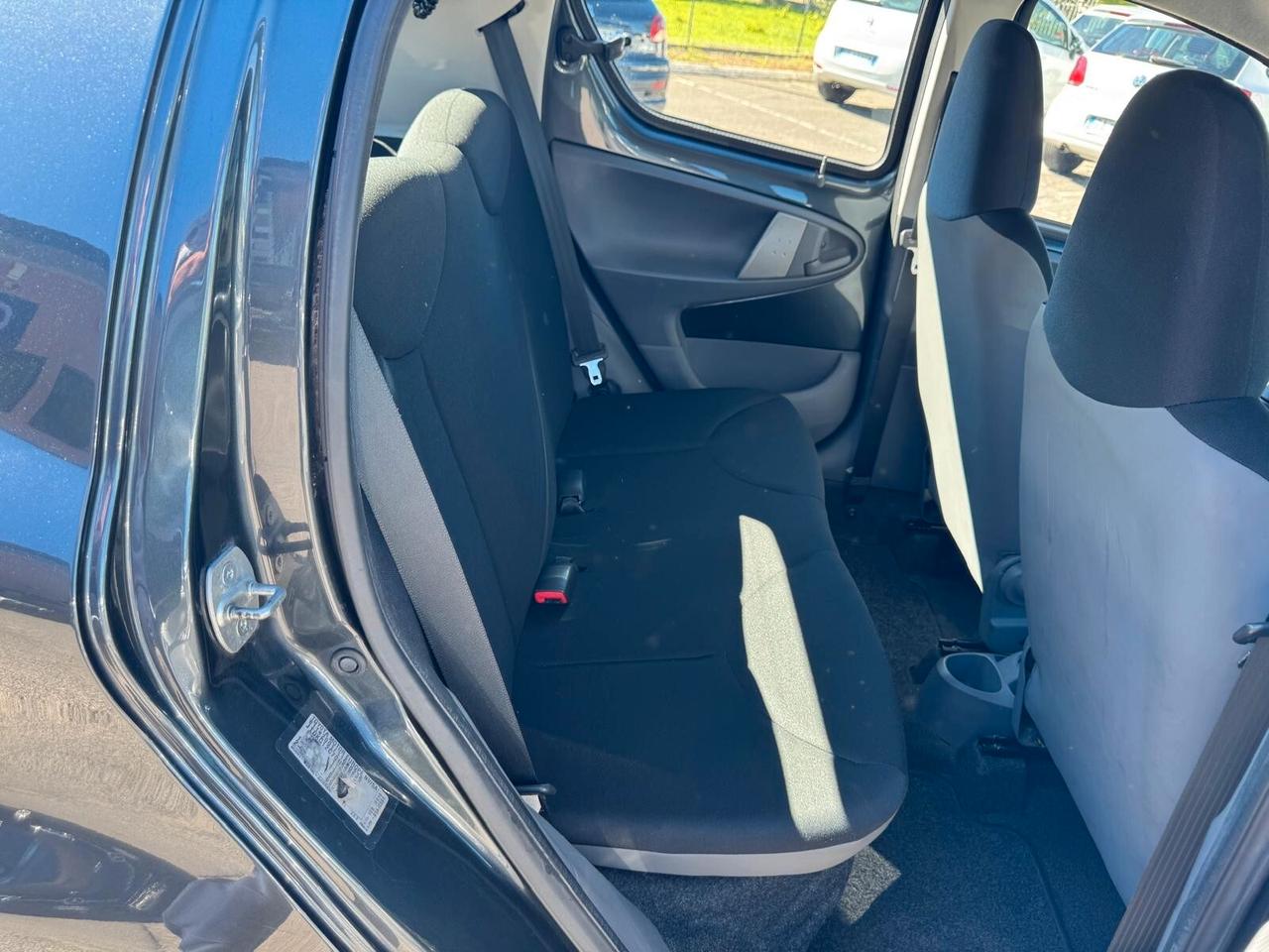 Toyota Aygo 1.0 VVT-I 5P NAVI BLUETOOTH 2011