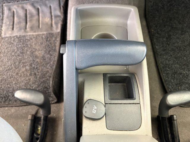 RENAULT Kangoo 1.6 105CV 5 porte Dynamique OK NEOPATENTATI