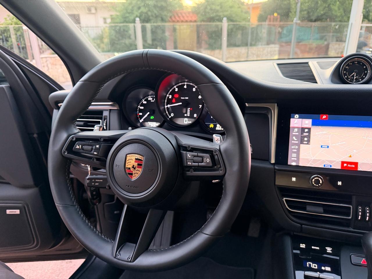 Porsche Macan 2.0 265- PASM-TETTO-MY 22-IPER FULL