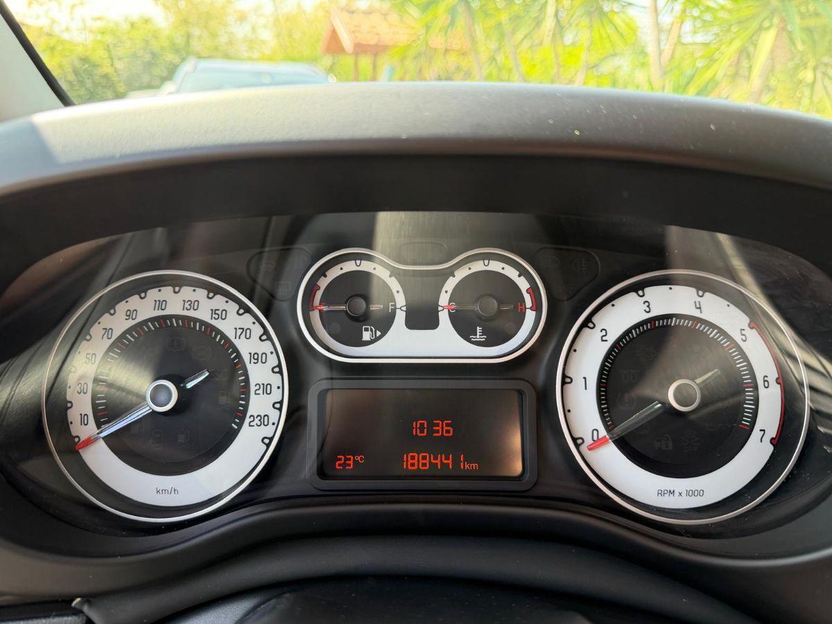 FIAT - 500 L - 1.6 Multijet 105 CV Trekking
