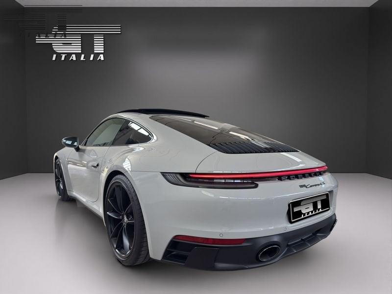 Porsche 911 CARRERA 4S