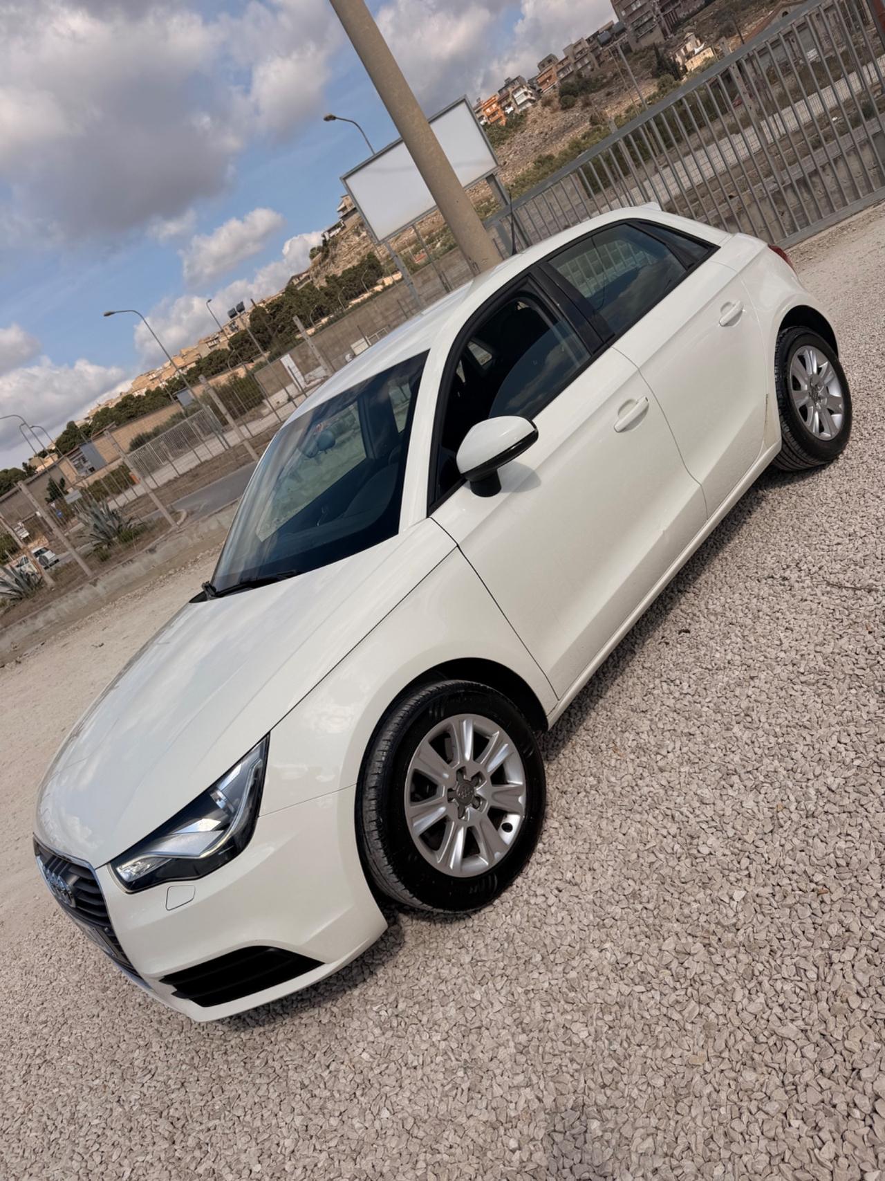 Audi A1 SPB 1.6 TDI 105 CV anno 2012