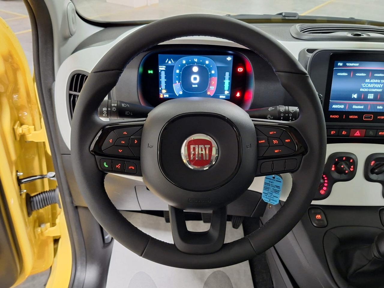 Fiat Panda 1000 FireFly Hybrid 70CV Pandina Km. 0