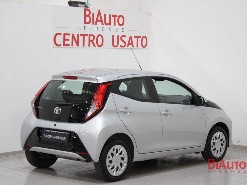 Toyota Aygo Aygo 5p 1.0 x-play 72cv