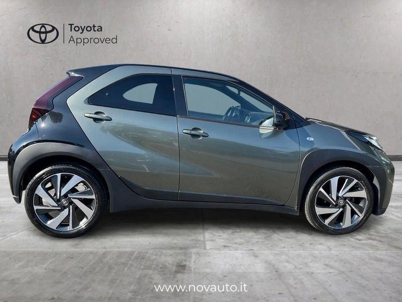 Toyota Aygo X 1.0B (72 CV) Lounge S-CVT