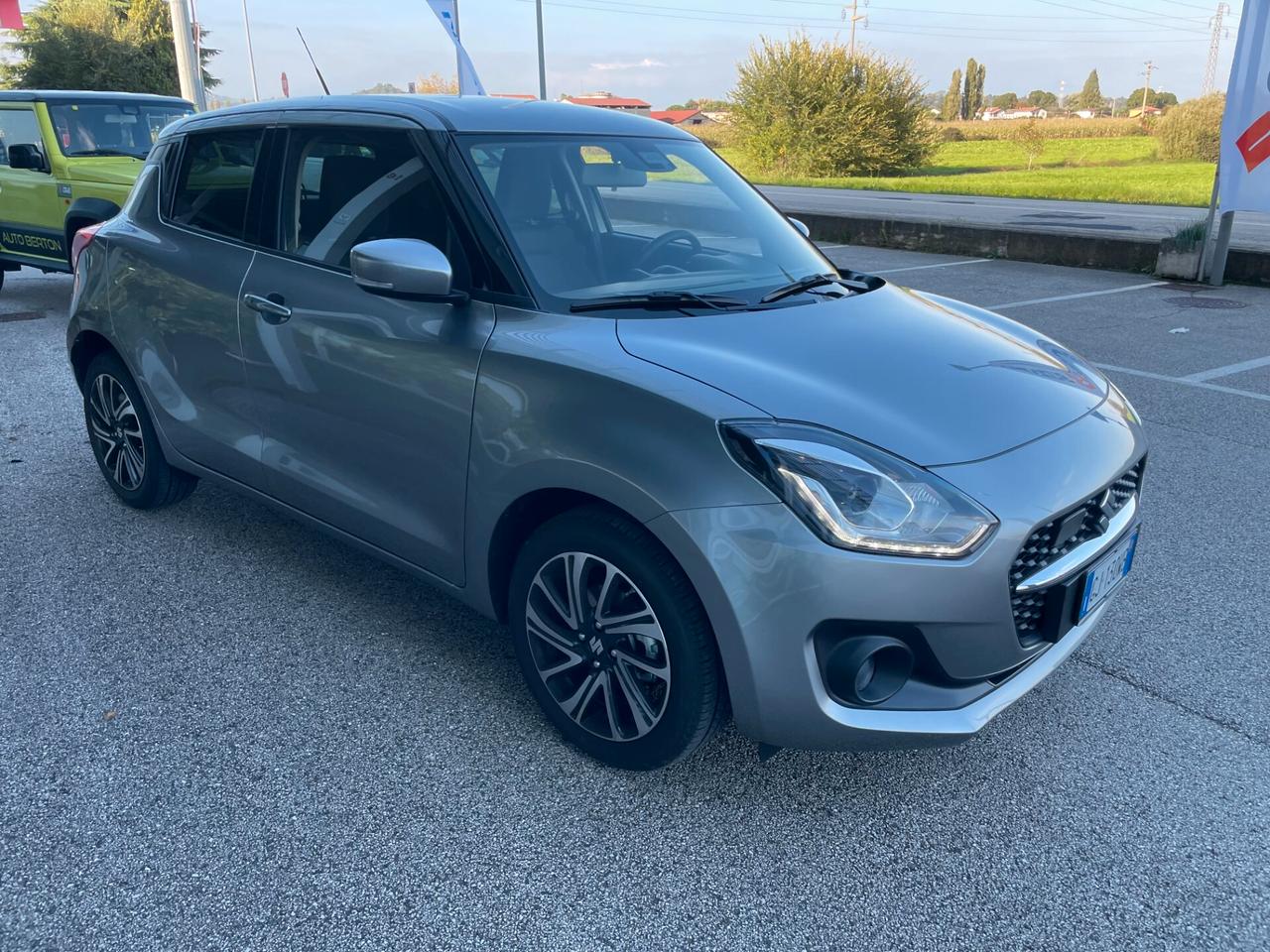 Suzuki Swift 1.2 Hybrid Top