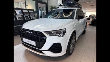 Audi Q3 45 TFSI E S TRONIC