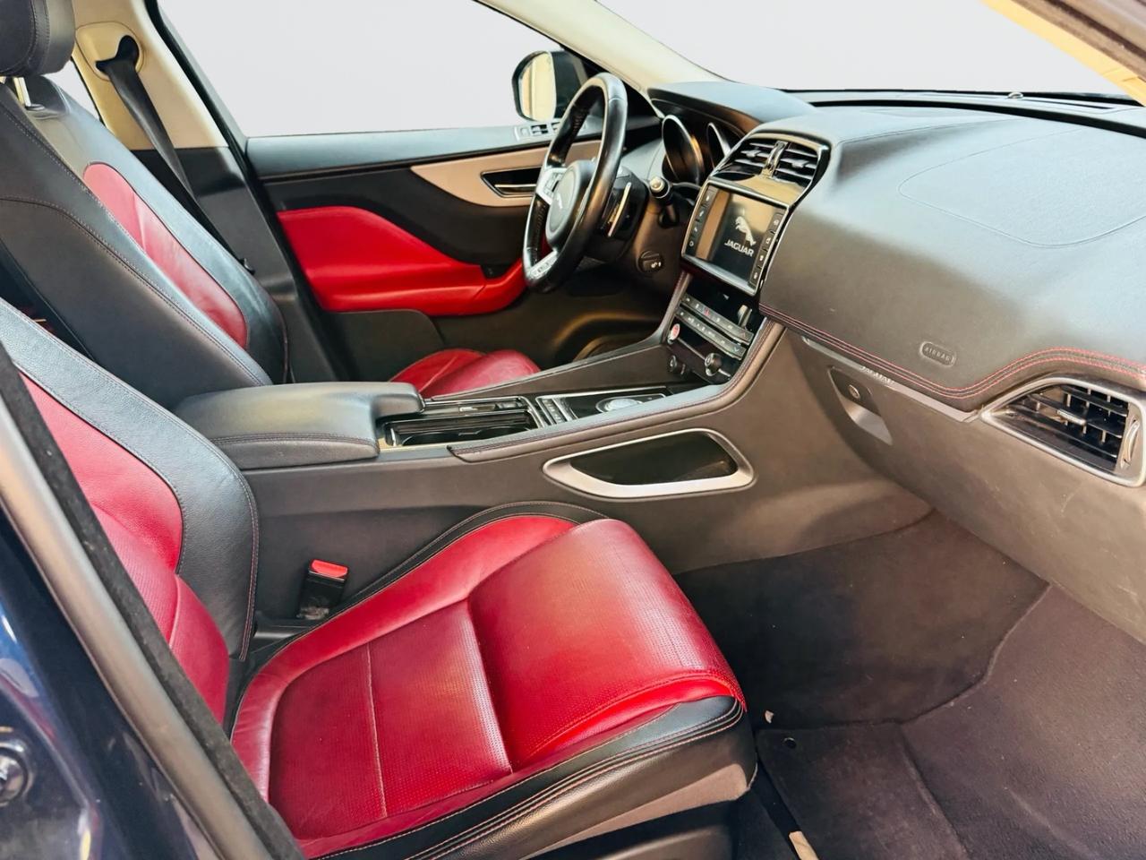 Jaguar F-Pace 2.0 D 180 CV AWD R-Sport*TETTO PANORAMA*