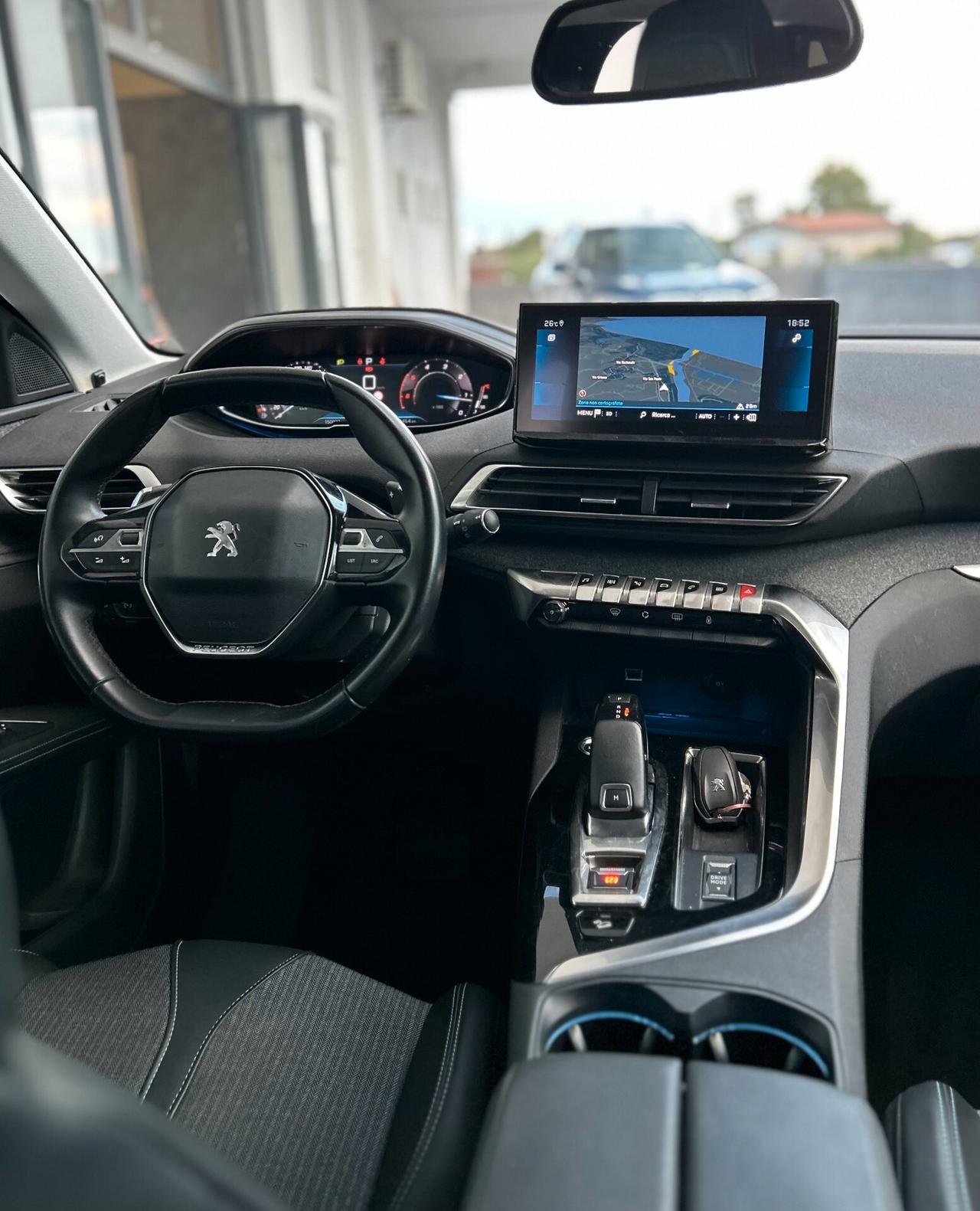 Peugeot 3008 BlueHDi 130 S&S EAT8 Allure