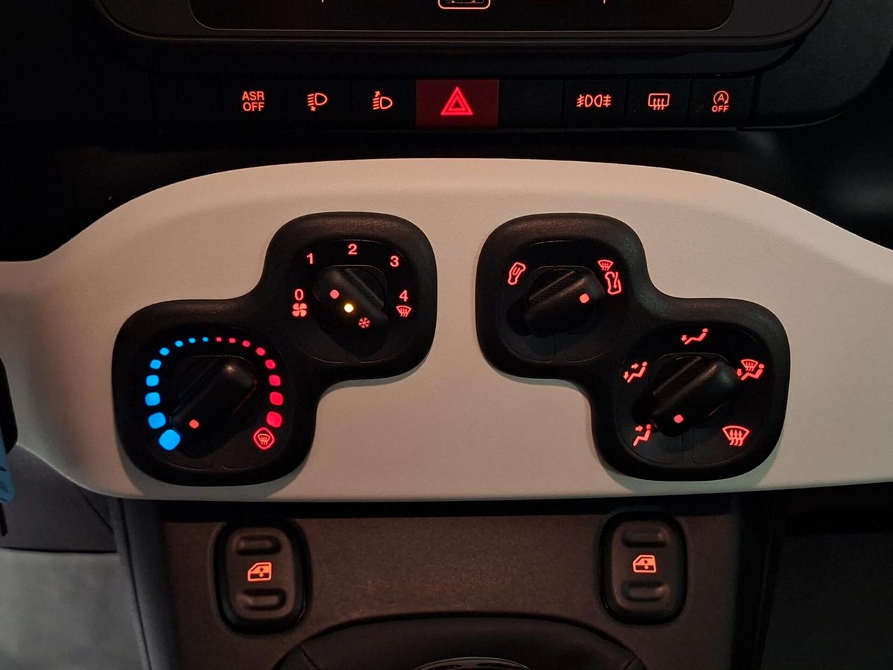 Fiat Panda 1.0 FireFly Hybrid Pandina Cross Km.0