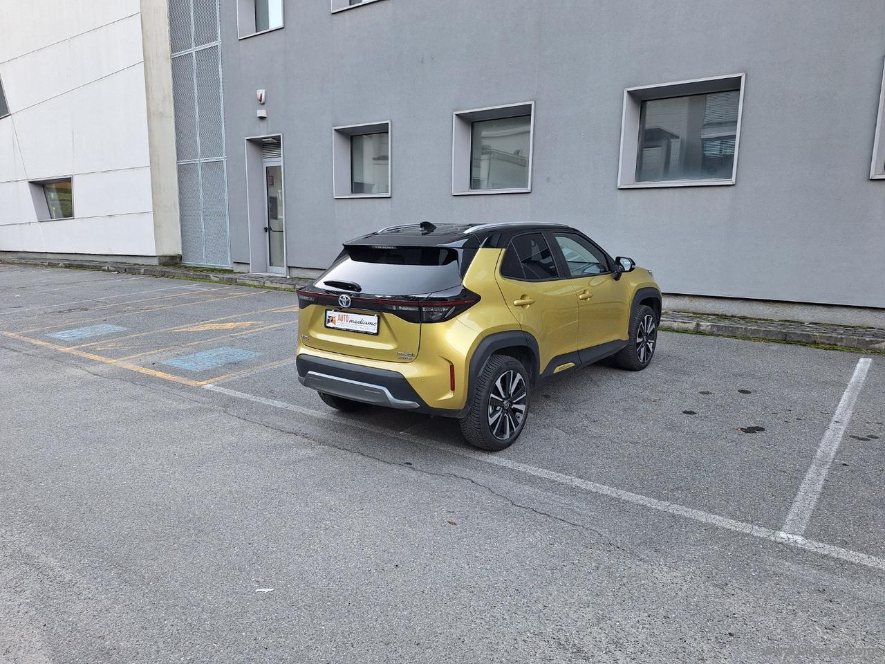 TOYOTA Yaris Cross 1.5 Hyb. AWD PREMIERE 4X4 GARANZIA UFF