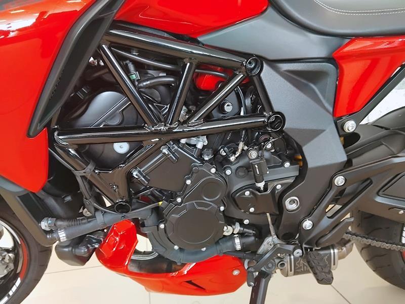 MV Agusta Turismo Veloce 800 Rosso