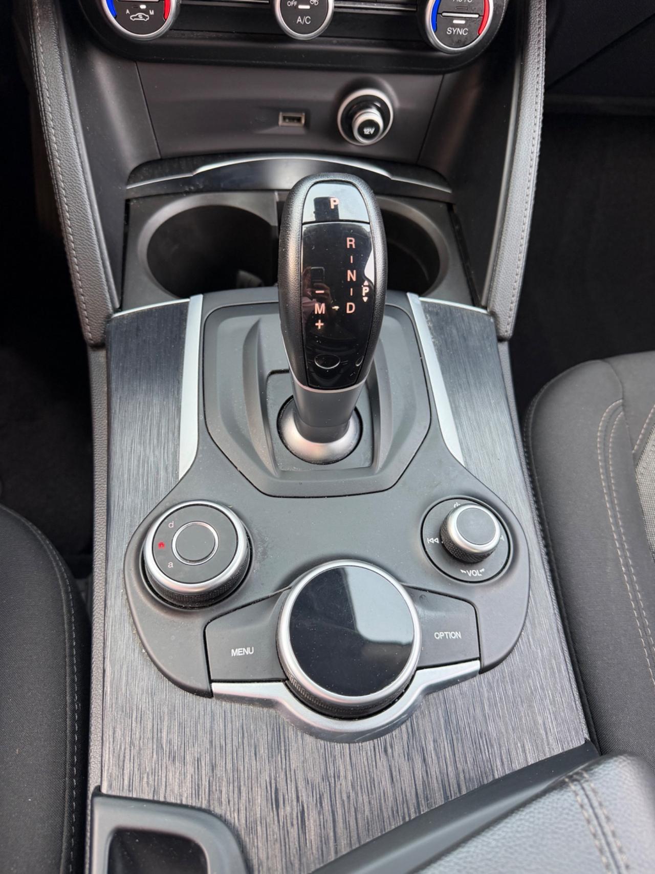 Alfa Romeo Stelvio 2.2 Turbodiesel 190 CV AT8 Q4 2019