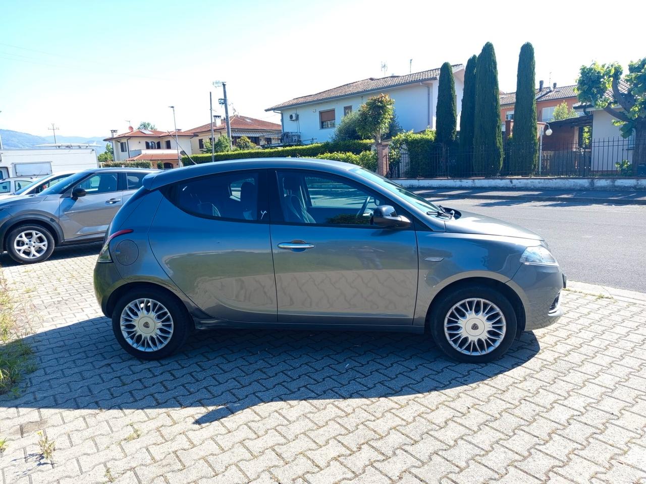 Lancia Ypsilon 1.2 69 CV 5 porte Platinum