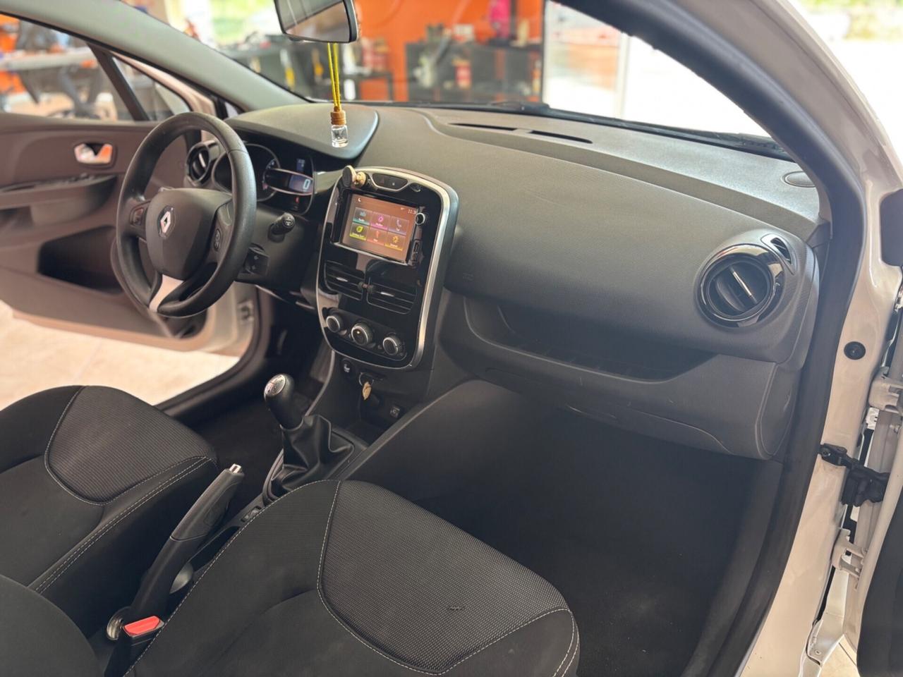 Renault Clio 1.2 75CV gpl 5 porte Life