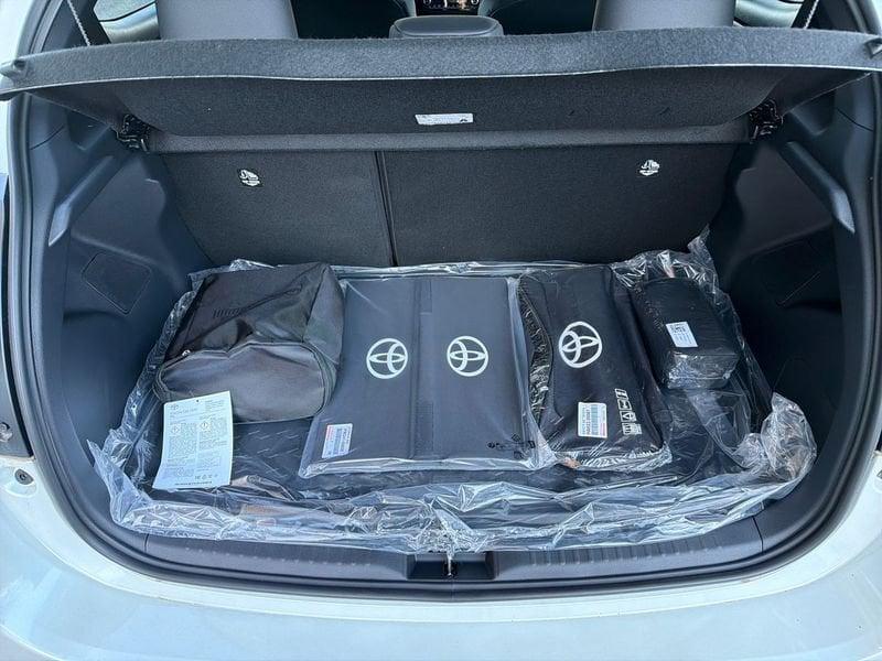 Toyota Yaris Yaris 1.5h 130 Lounge