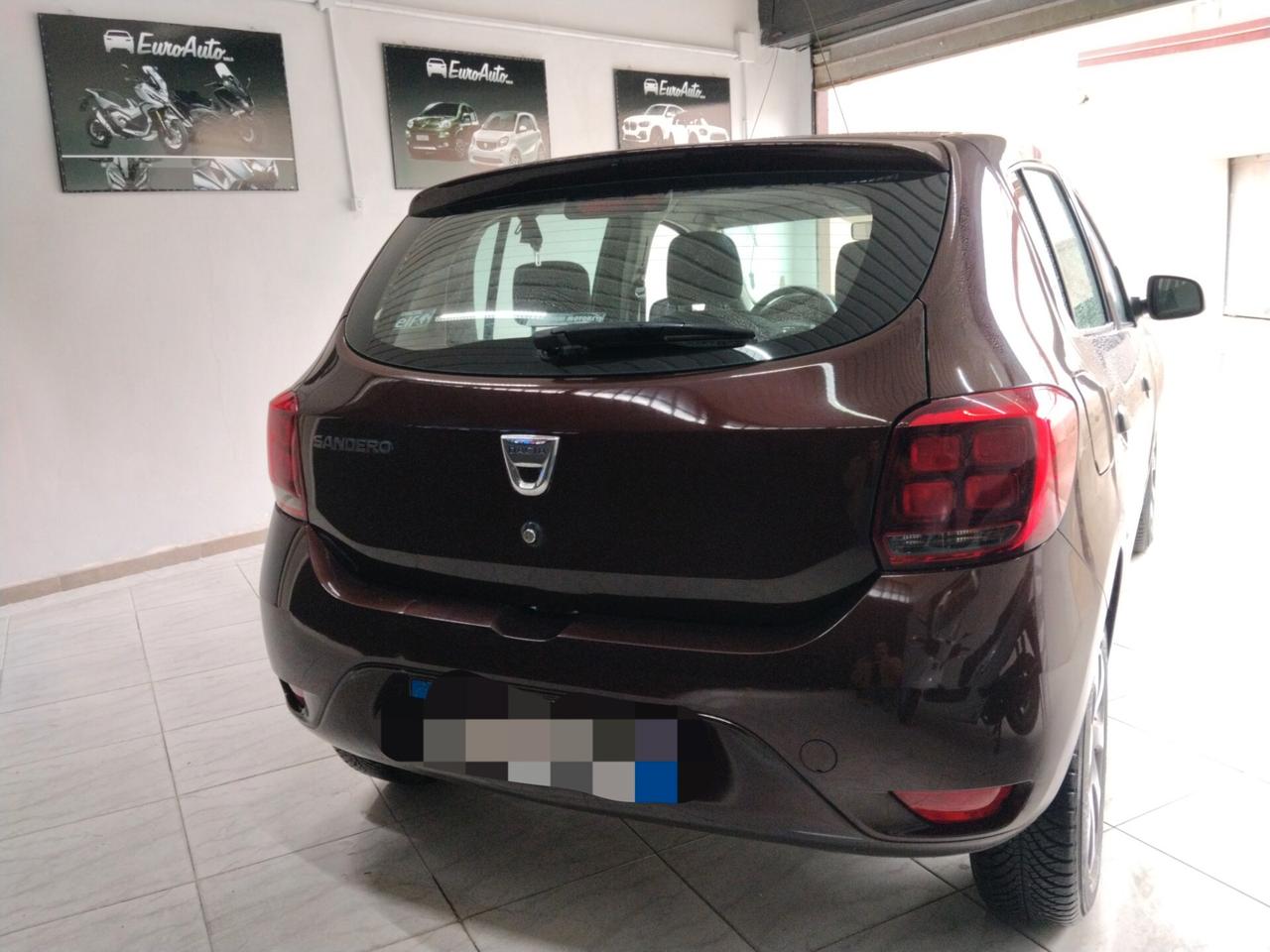 Dacia Sandero 900 bnz / GPL 2017 CON GARANZIA