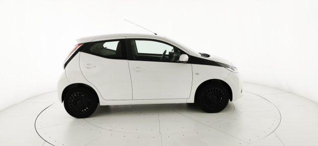 TOYOTA Aygo 1.0 VVT-i 69 CV 5p x-cool TSS - OK NEOPATENTATO