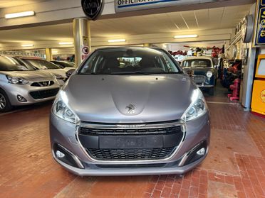 Peugeot 208 PureTech 82 Stop&Start 5 porte Signature