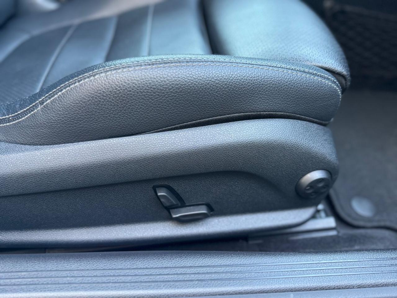 Mercedes-Benz C 220 Premium C 200 #8859