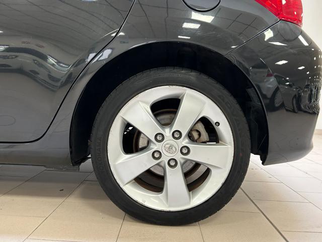 TOYOTA Auris 1.8 HSD 5 porte Executive