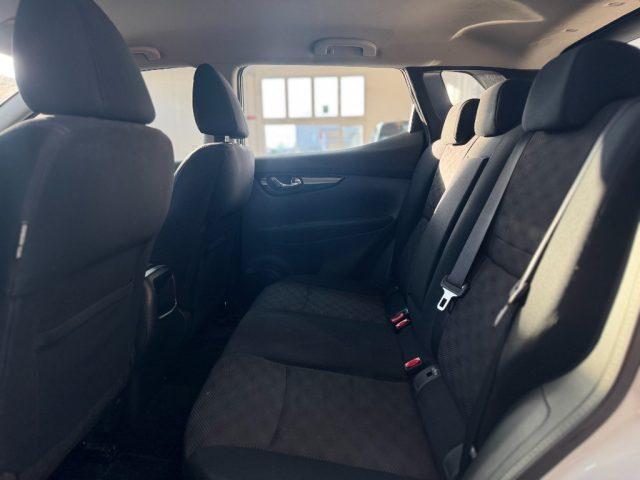 NISSAN Qashqai 1.2 DIG-T Acenta