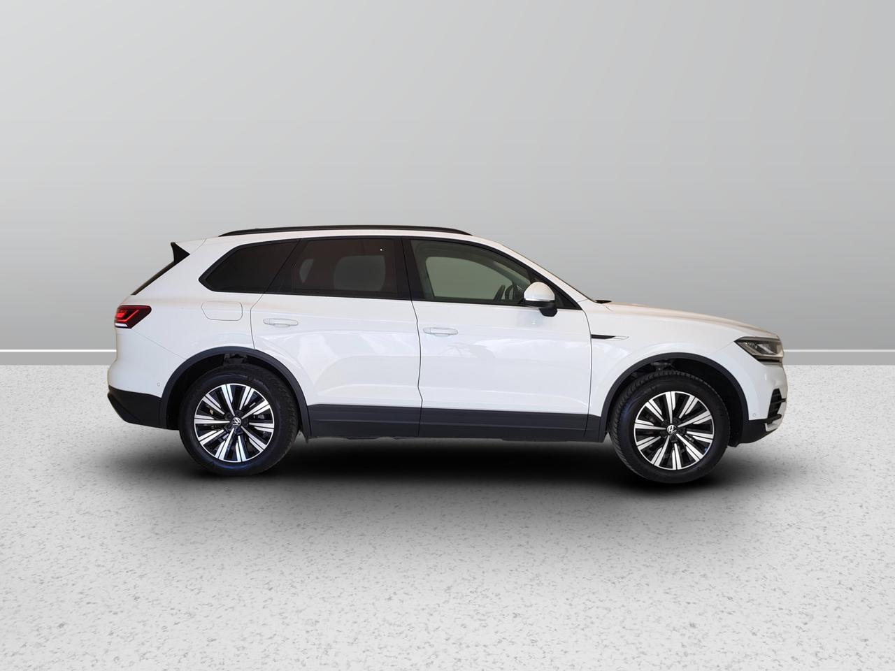 VOLKSWAGEN Touareg III - Touareg 3.0 V6 tdi Elegance 231cv tiptronic