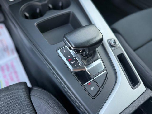 AUDI A4 S tronic S line GARANZIA