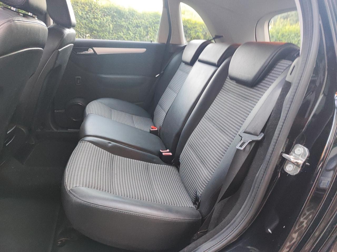 Mercedes-benz B 200 CDI Sport neopatentati premium