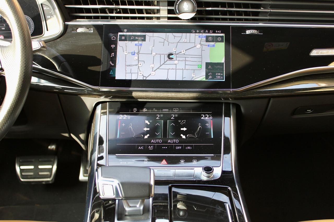 Audi Q8 50 TDI 286 CV quattro Sport INTERNO PELLE MARRONE S LINE TETTO PANOR.