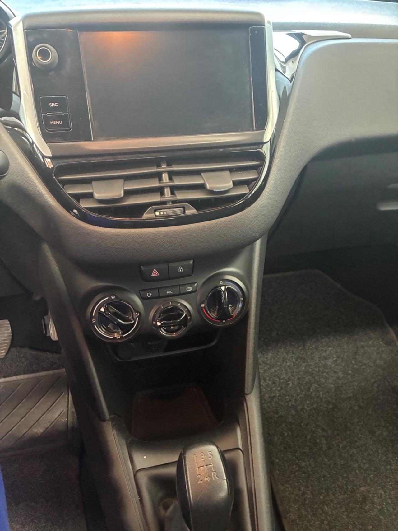 Peugeot 208 1.4 HDi 68 CV 5 porte Allure