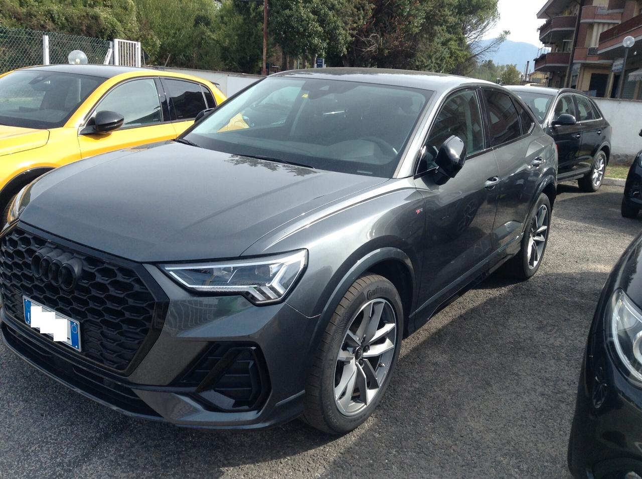 Audi Q3 35 TDI S tronic S - LINE, QUATTRO, FULL FULL. BELLISSIMA, PARI AL NUOVO!!! IVA COMPRESA