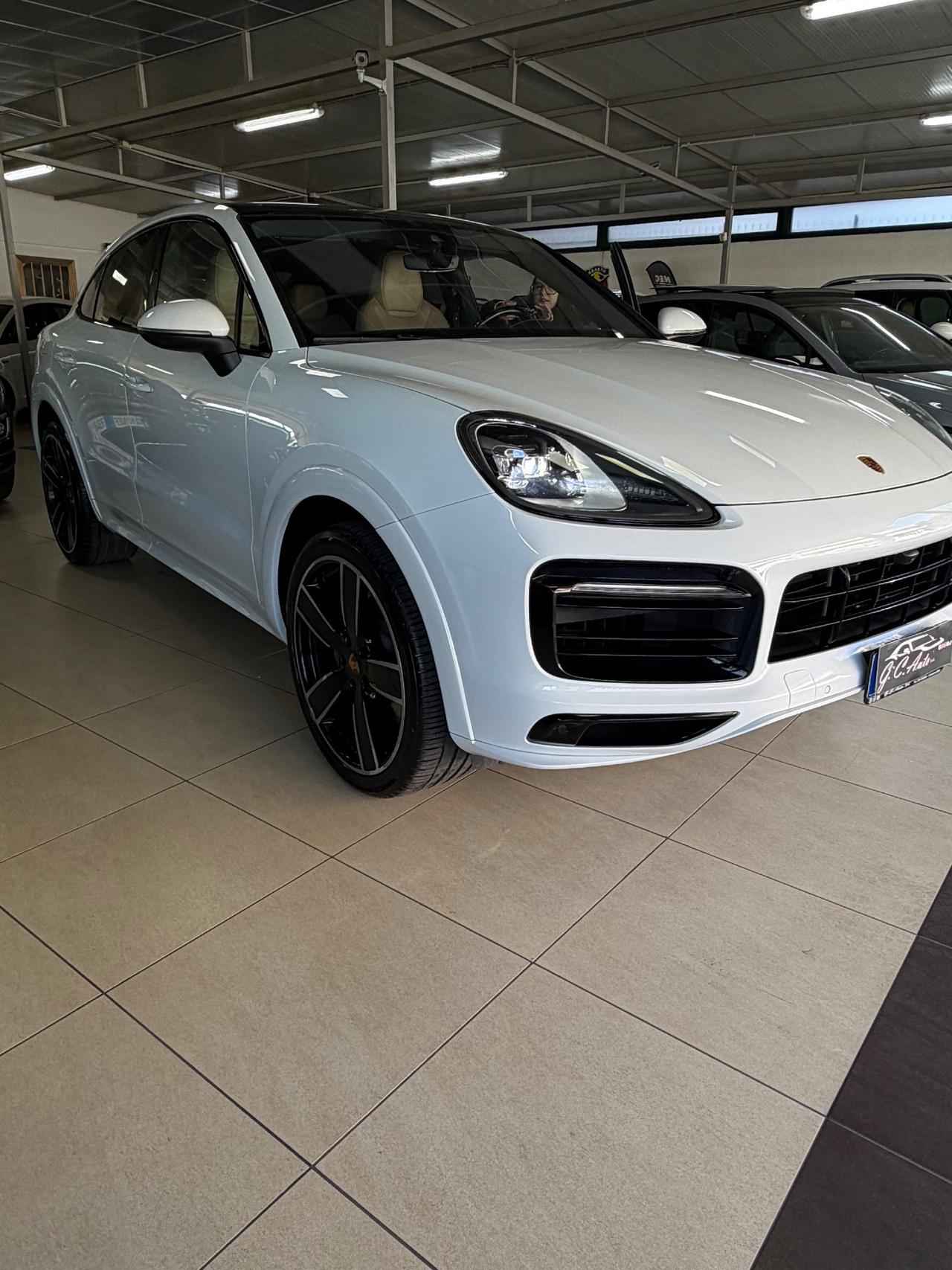 Porsche Cayenne 3.0 COUPE V6 340 KM71.000