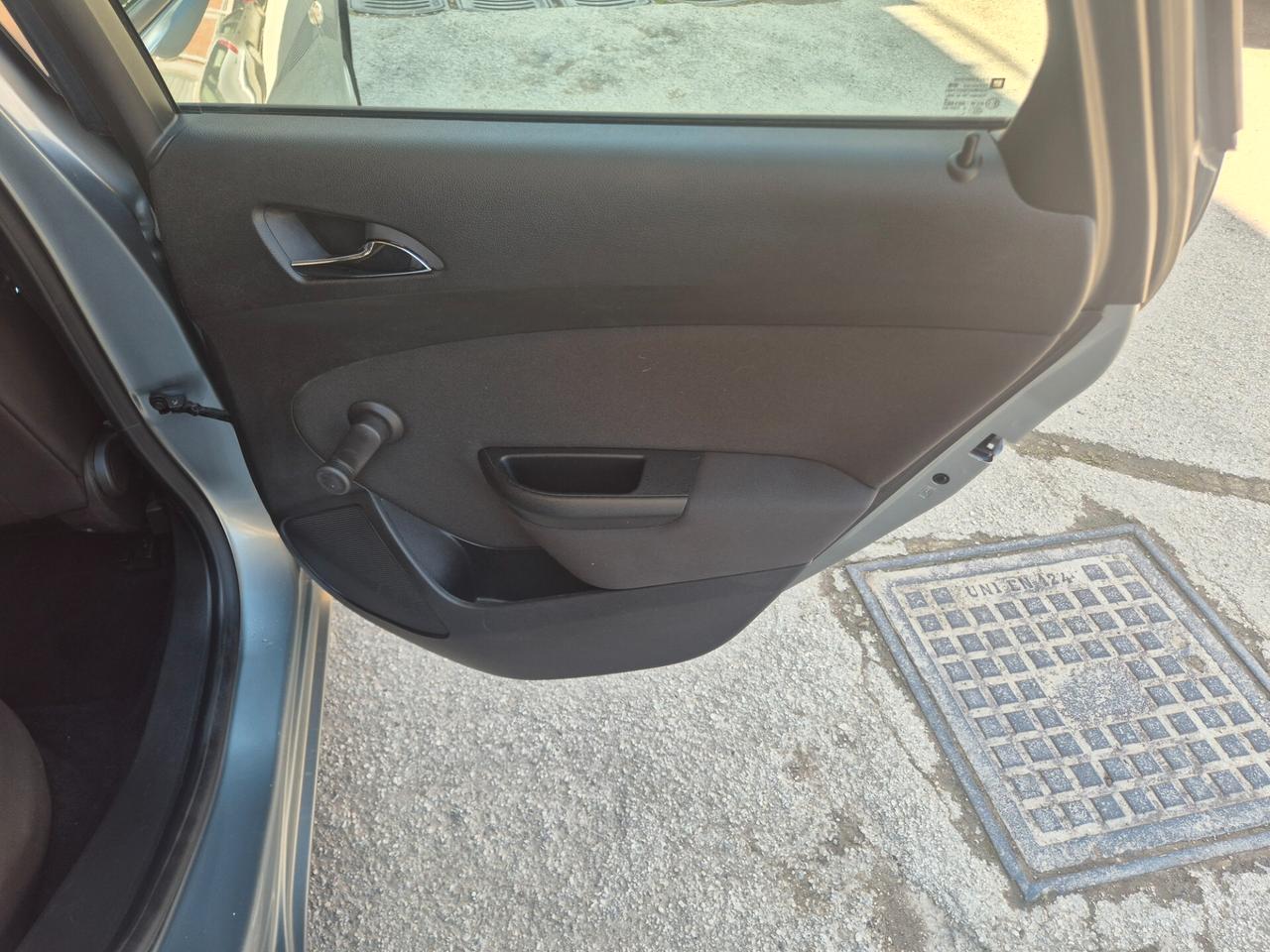 OPEL ASTRA 1.6 CDTI 110 CV BERLINA ANNO 2015 KM CERTIF