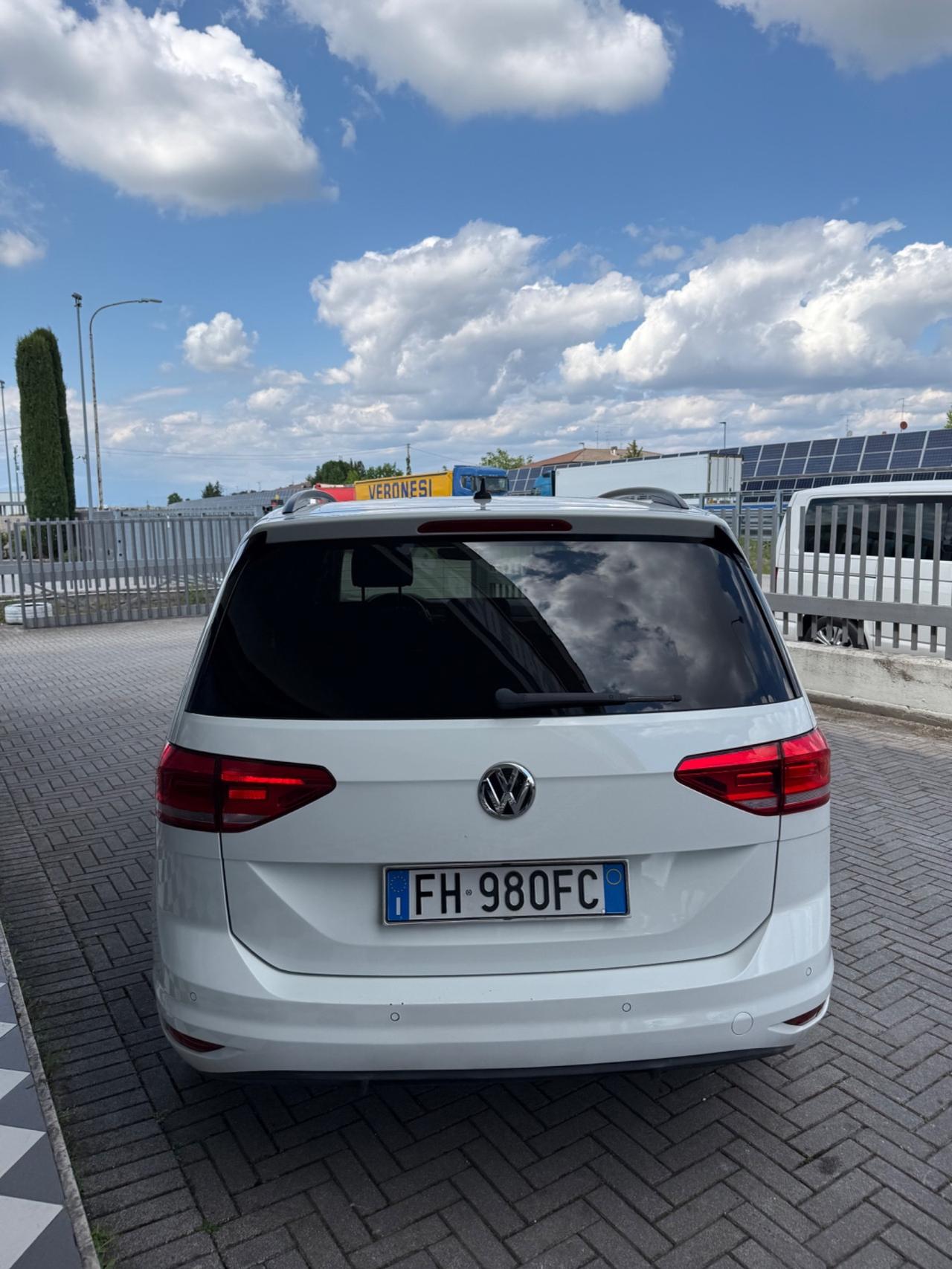 Volkswagen Touran 1.6 TDI 115 CV SCR DSG Business BlueMotion Technology