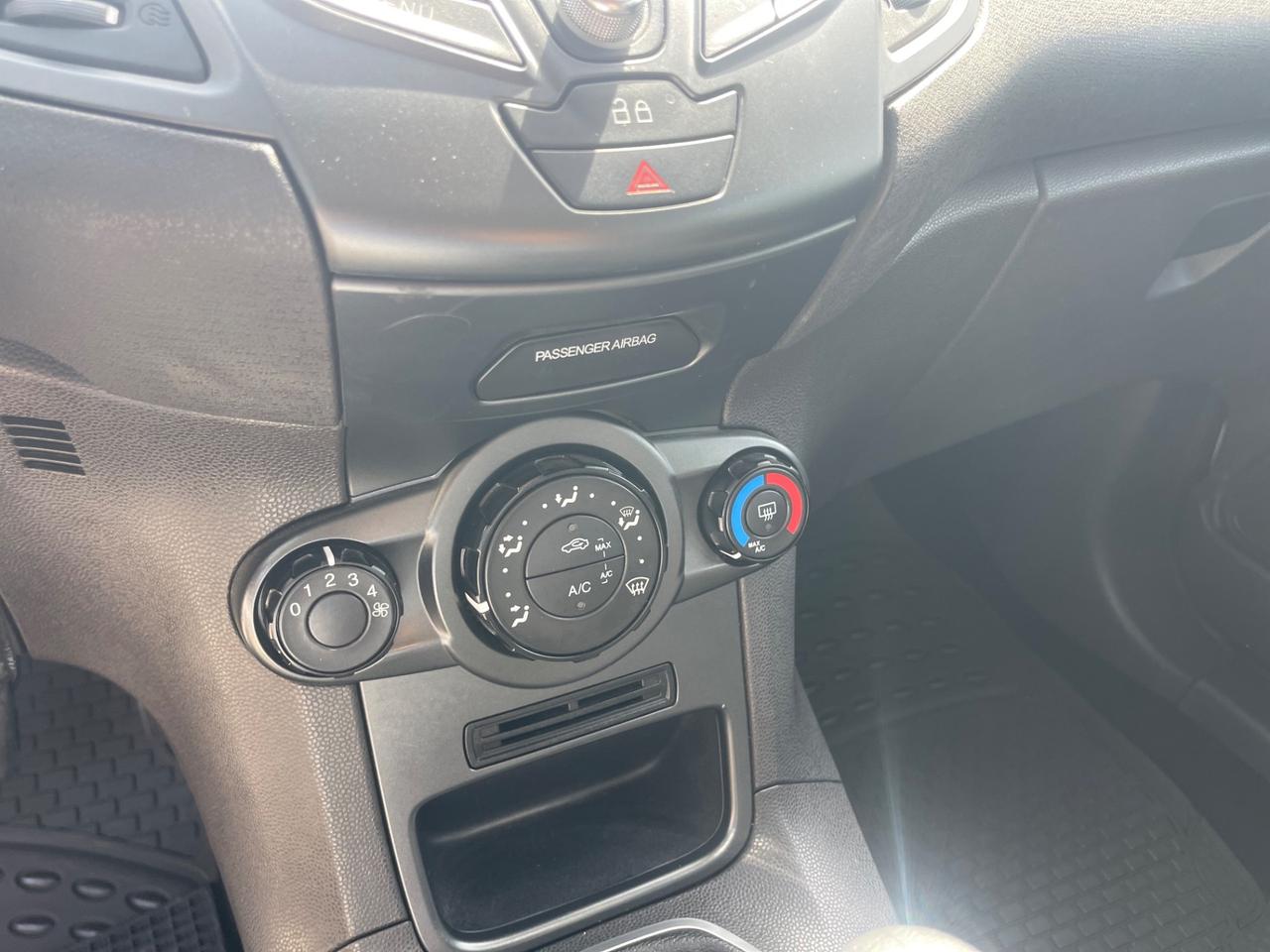 Ford Fiesta Business 1.0 Ecoboost 80cv