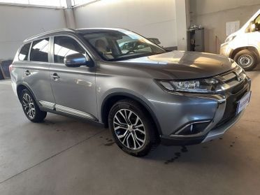 Mitsubishi Outlander Outlander 2.2 DI-D 4WD Instyle 7p.
