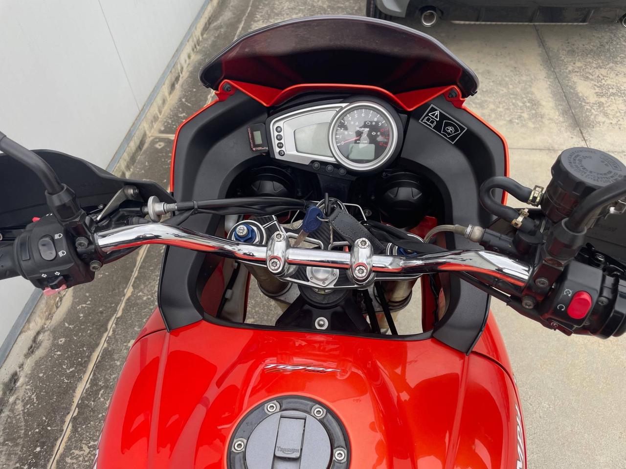 TRIUMPH Tiger - Tiger 1050