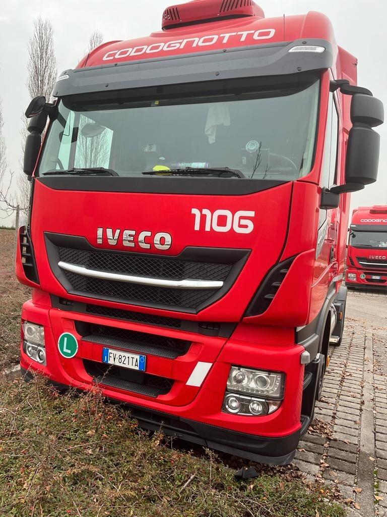 IVECO Stralis 460 NP LNG 4x2 – Retarder – Clima da fermo – 2 letti