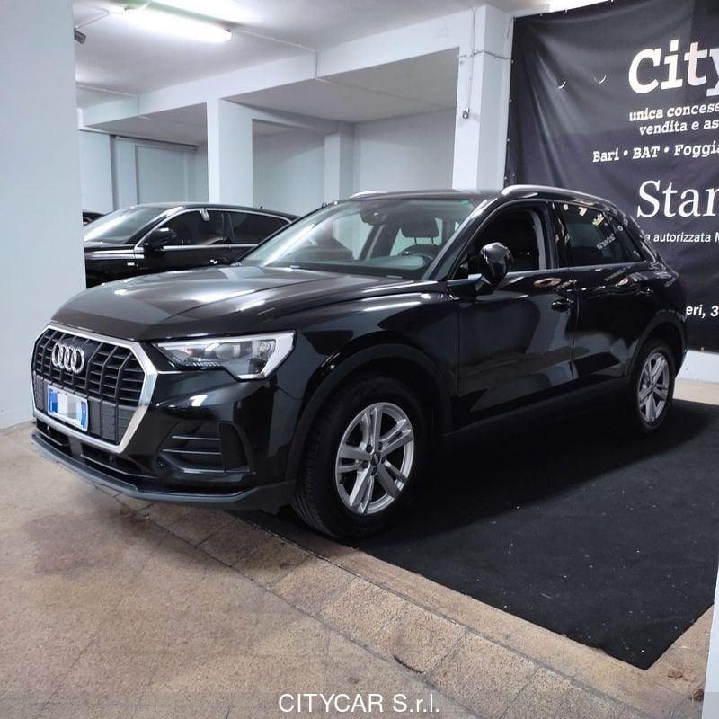 Audi Q3 35 TDI S tronic Business