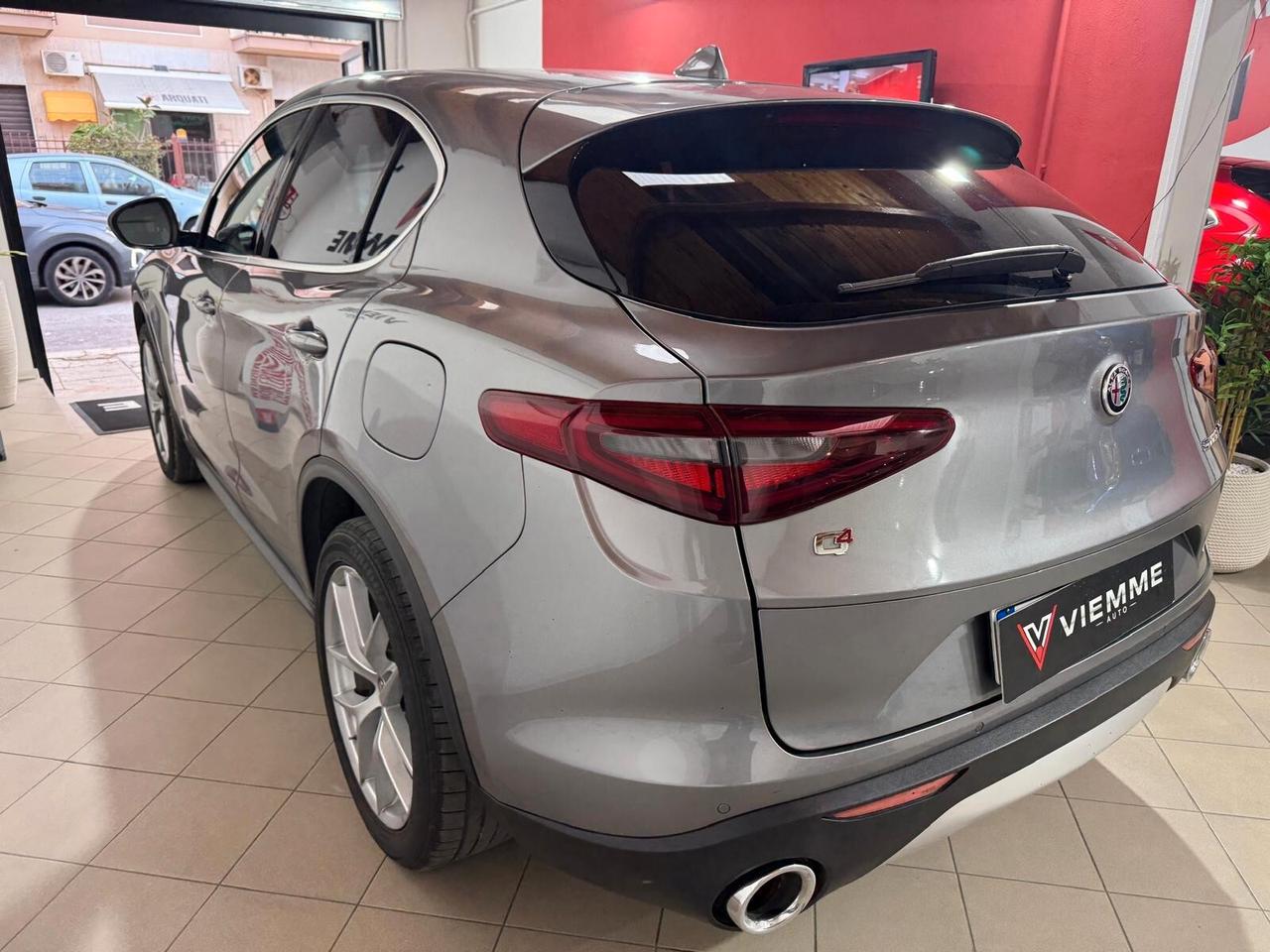 Alfa Romeo Stelvio 2.2 Turbodiesel 210 CV AT8 Q4 Super