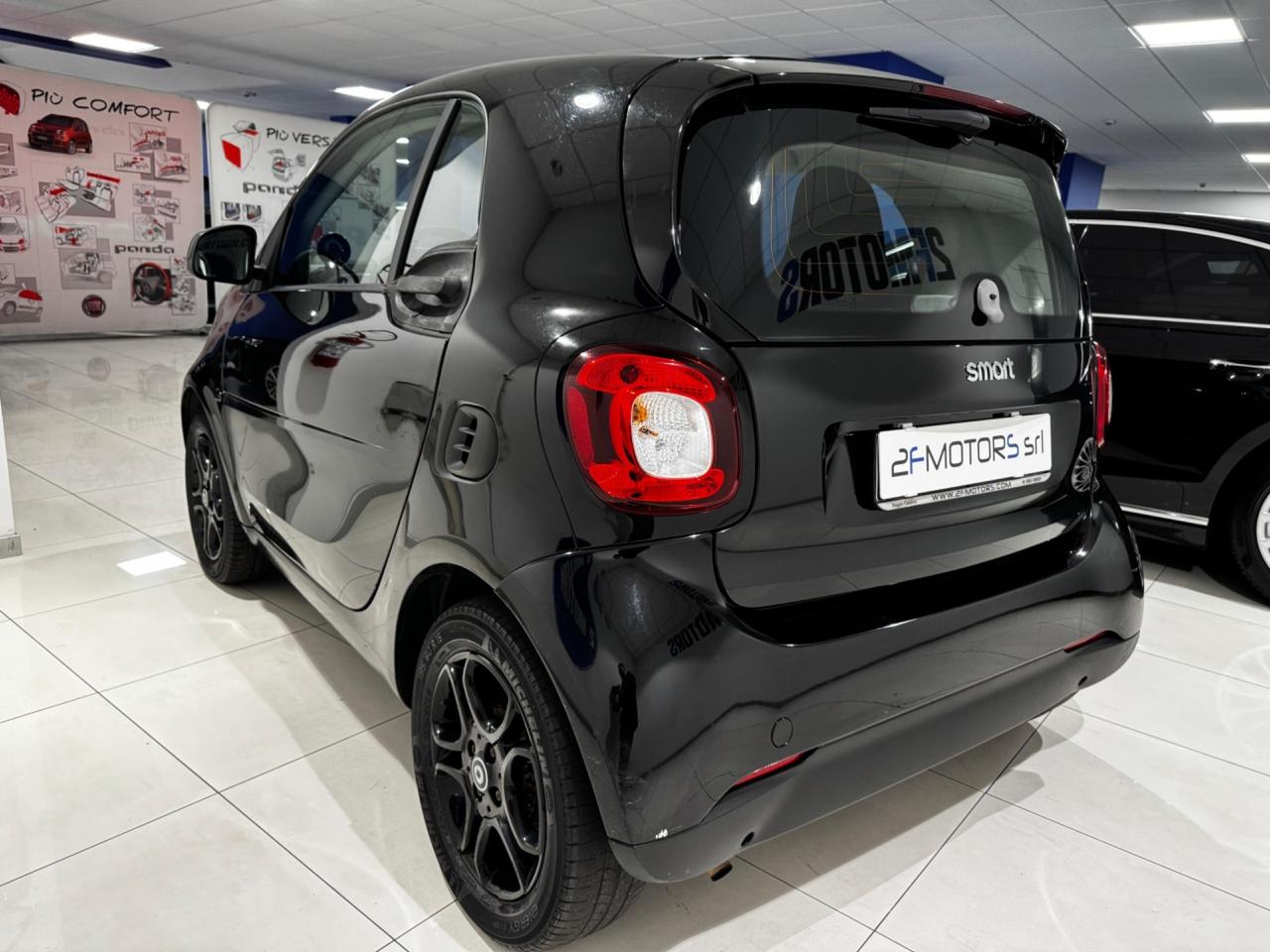 Smart ForTwo 1.0 Youngster 71cv twinamic my18