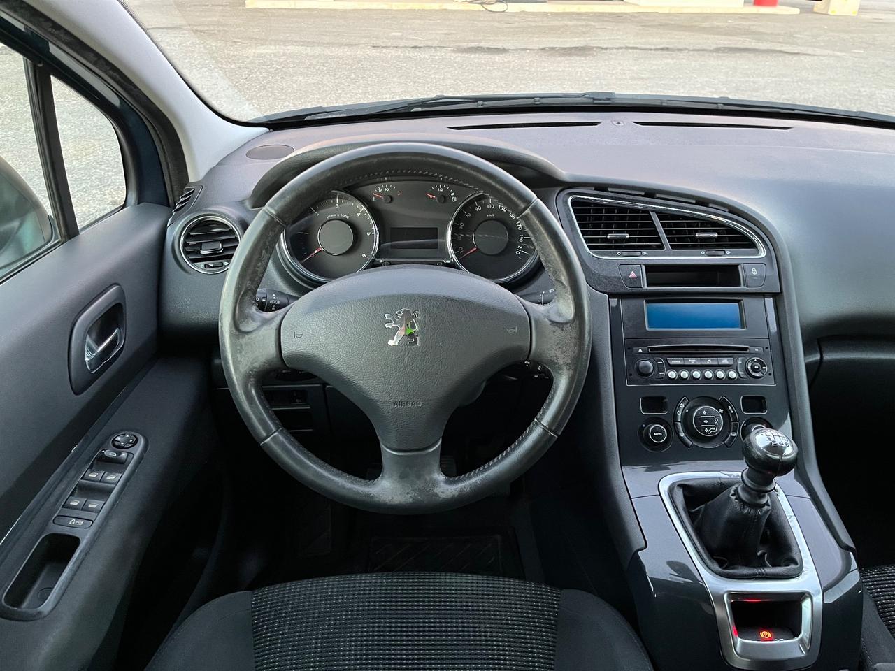 Peugeot 5008 1.6 HDi 112CV Business