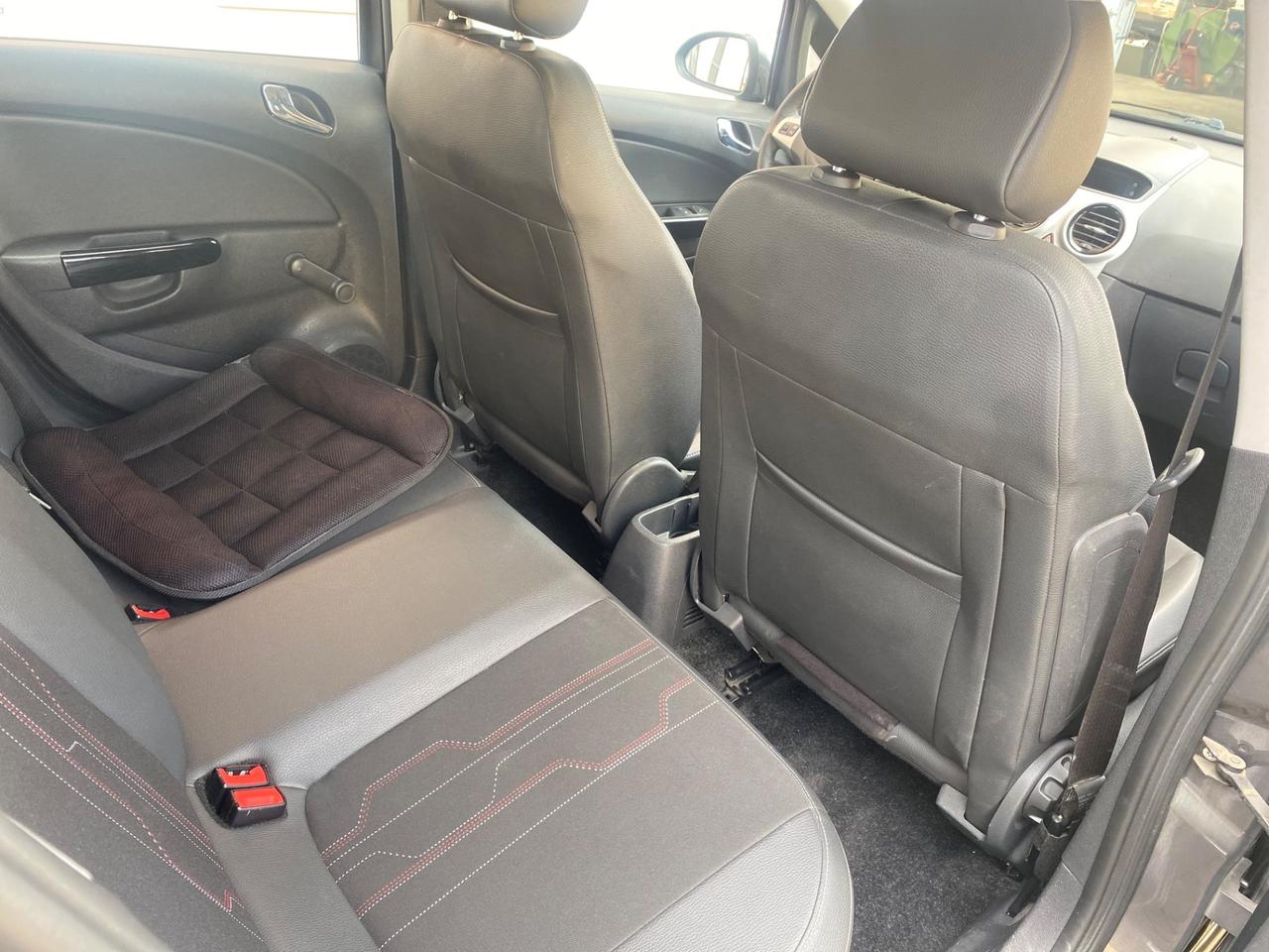 Opel Corsa 1.2 5 porte neopatentati Elective