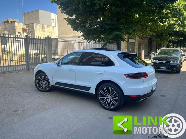 PORSCHE Macan 2.0