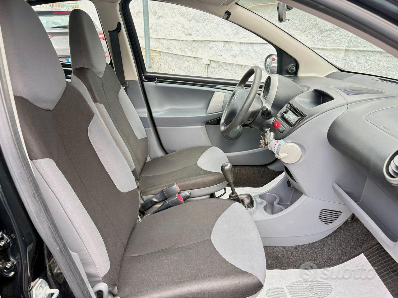 PEUGEOT 107 1.0 BENZINA Allure 5p NEOPATENTATI