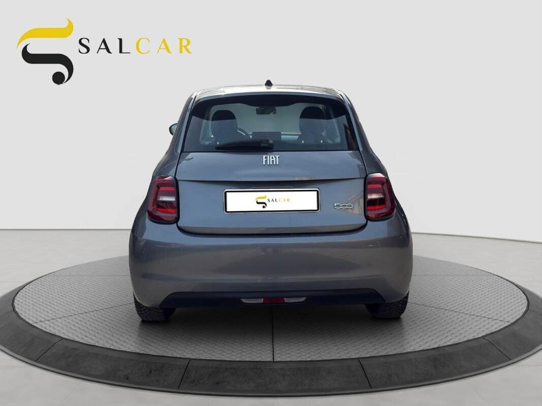 Fiat 500 500e Berlina 42 kWh Passion 2021