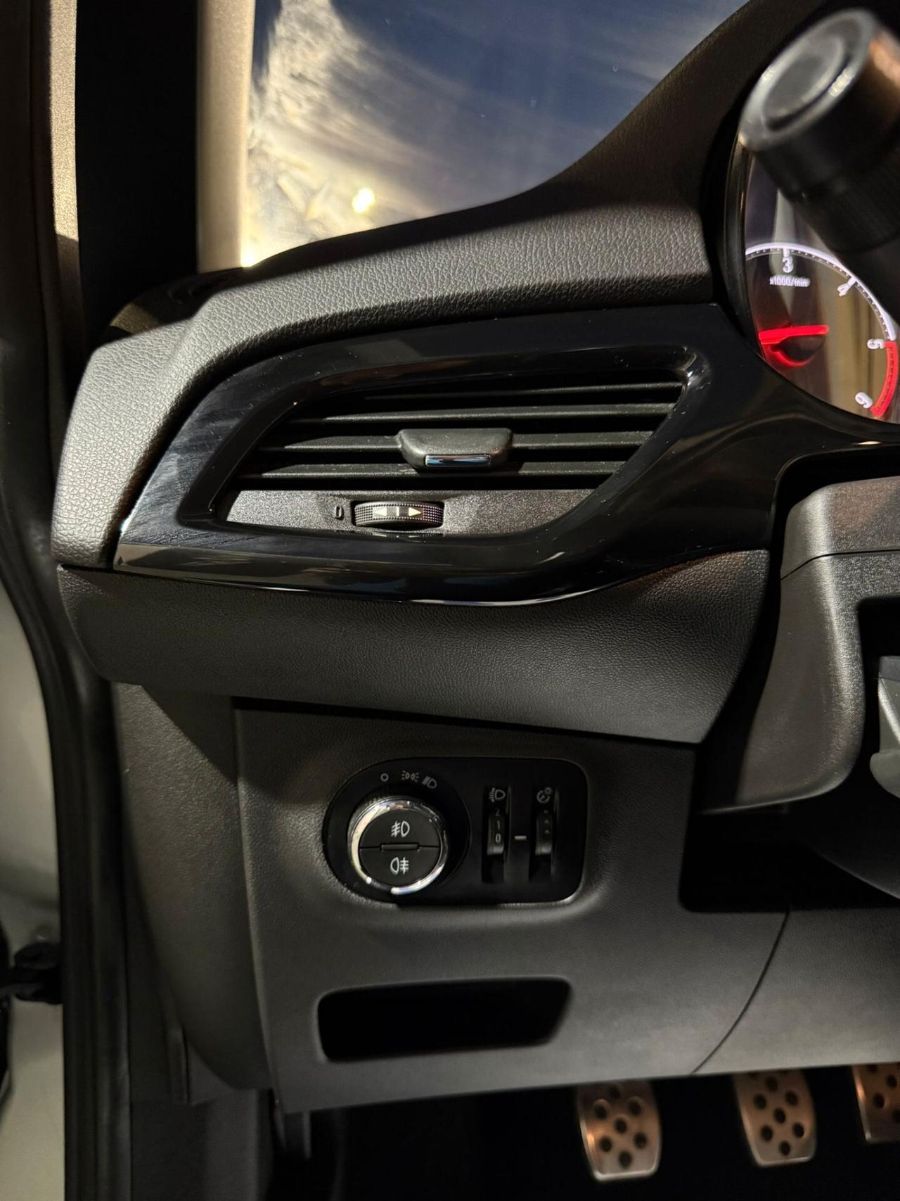 Opel Corsa 1.3 CDTI ecoFLEX 95CV Start&Stop 5 porte b-Color