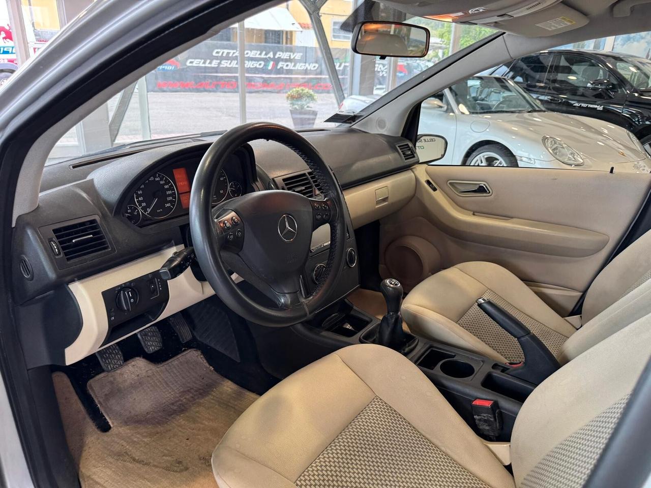 Mercedes-benz A 180 A 160 CDI Classic Basic